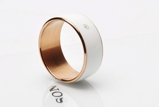 智能指環 指尖上的浪漫科技——情人節最有愛的女性智能設備推薦